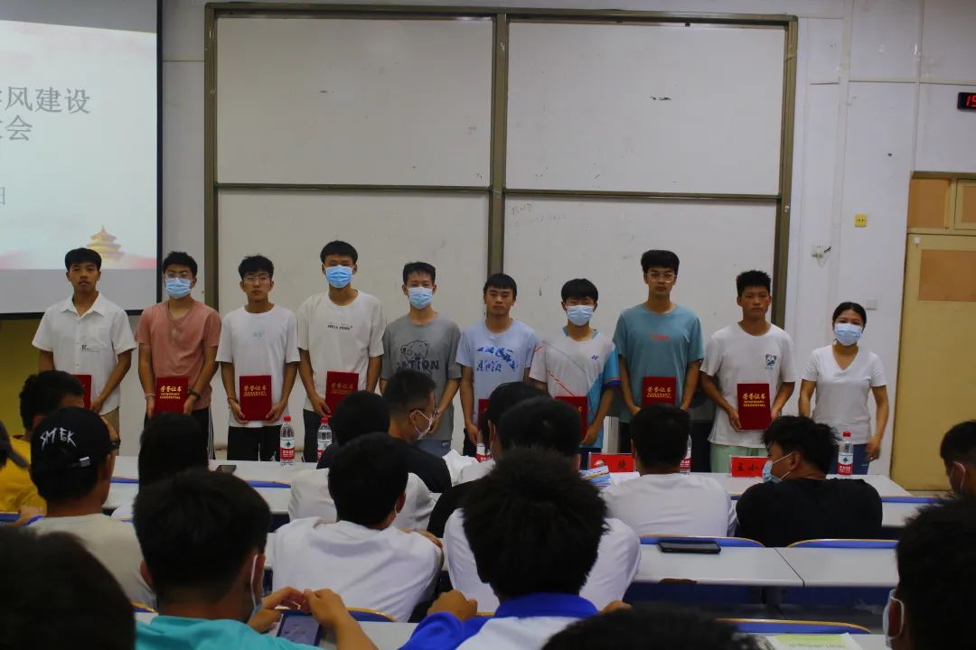 说明: https://mmbiz.qpic.cn/mmbiz_jpg/W4etyUNprHq7d8qqNCdfKQeKqhxyEJco2oCu47Z8EXBhn51ibZnqG7rS9zgg76gN1kE7vxLvw84YETDgf8YI8eQ/640?wx_fmt=jpeg&wxfrom=5&wx_lazy=1&wx_co=1