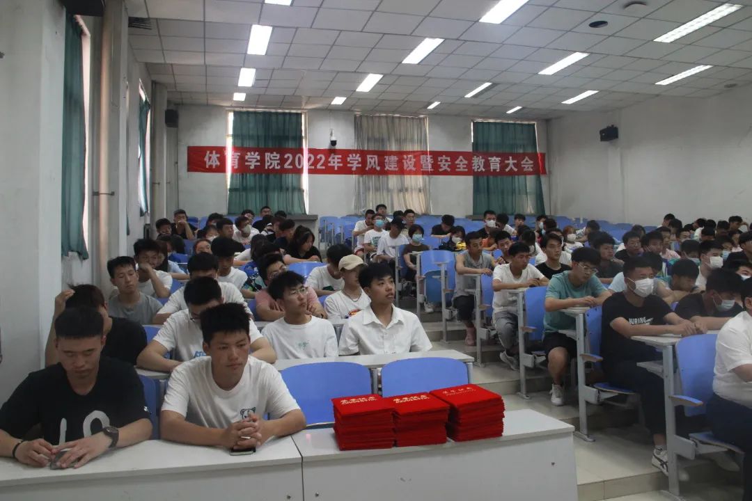 说明: https://mmbiz.qpic.cn/mmbiz_jpg/W4etyUNprHq7d8qqNCdfKQeKqhxyEJcowhNI3MicaiceDXTClCIsWgsTJjA1KbvVWicdJxHh9TSP4h7iboKy64YuuQ/640?wx_fmt=jpeg&wxfrom=5&wx_lazy=1&wx_co=1